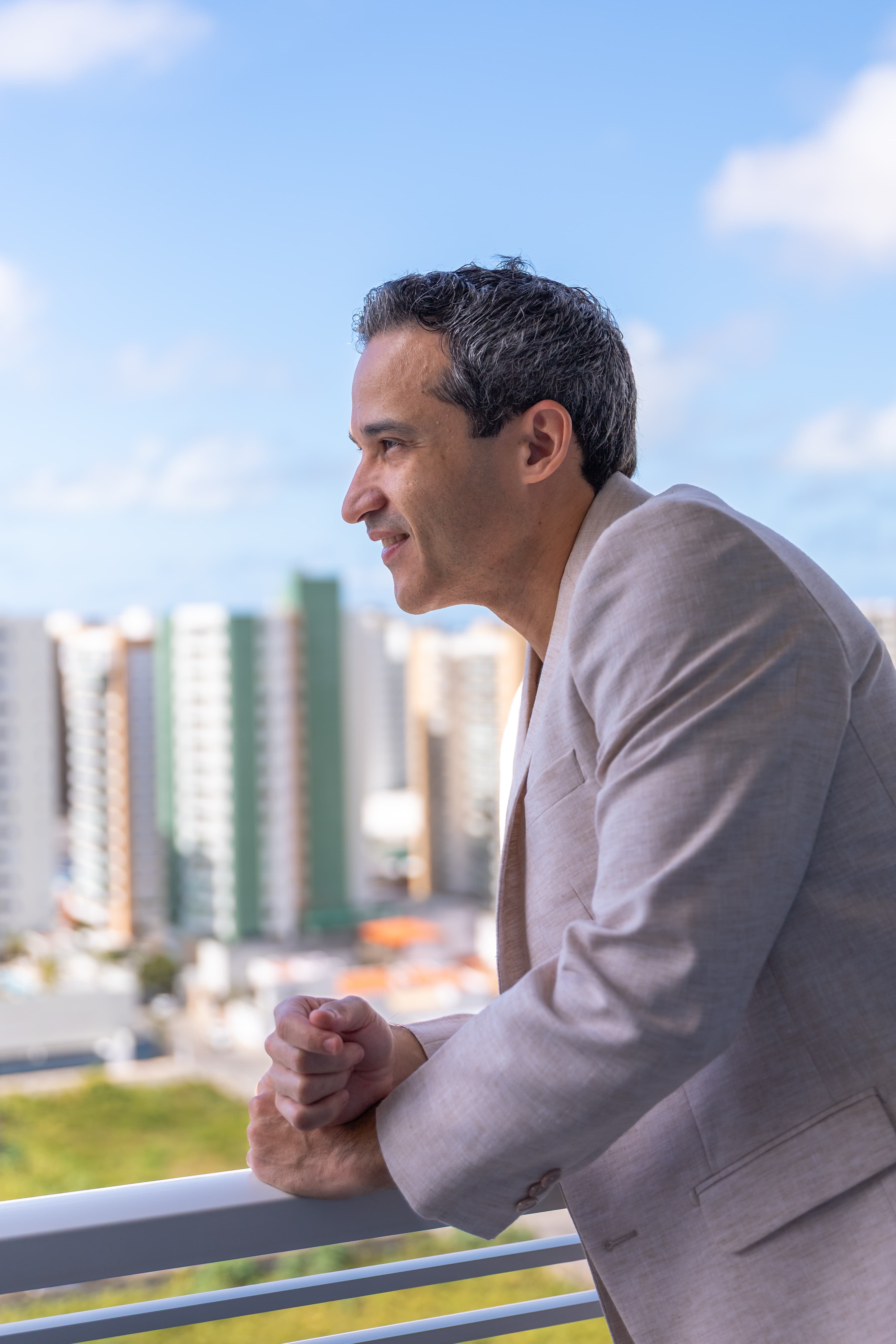 Dr. Daniel Freitas