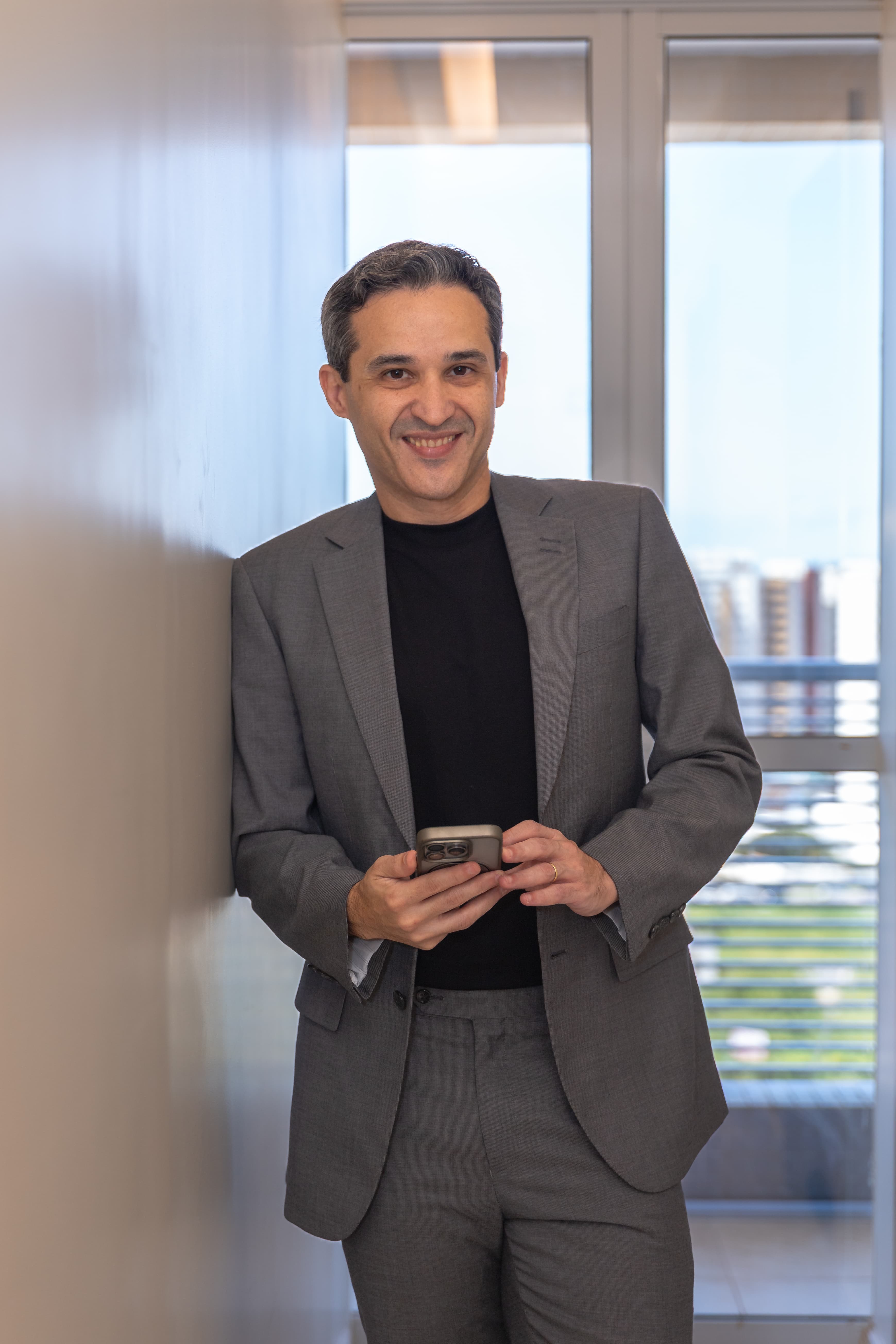 Dr. Daniel Freitas